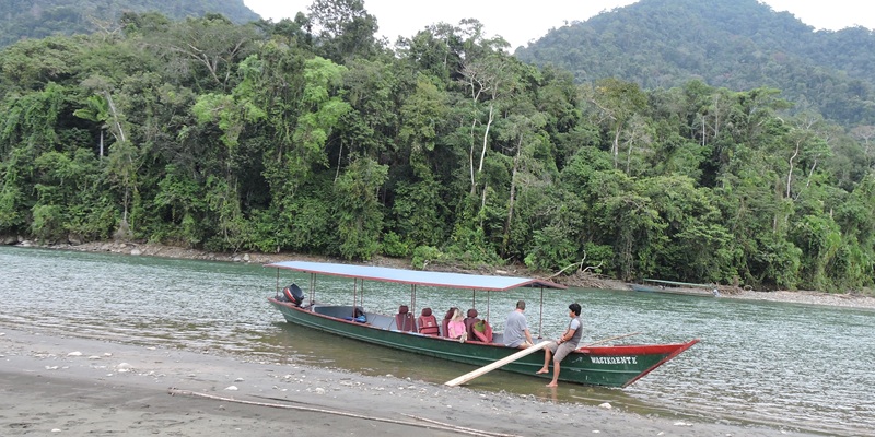 Cusco to Manu route: Andes to Amazon transition